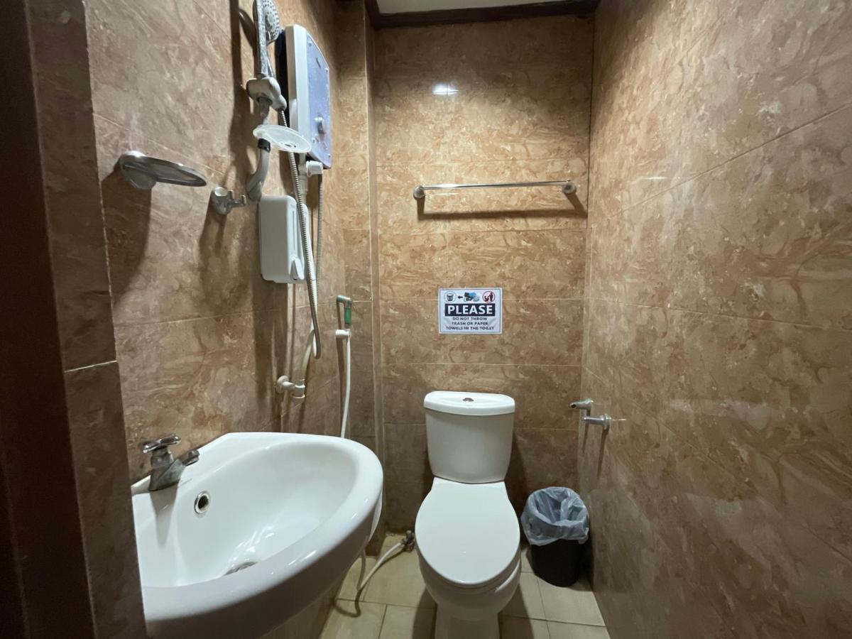 Lisa'S Guesthouse Basdiot Zewnętrze zdjęcie